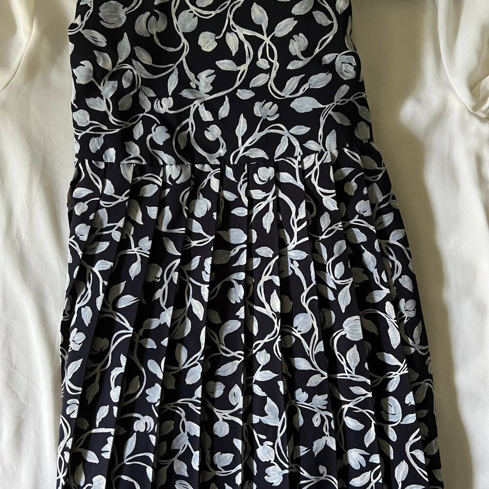 Midi Floral Pleated Skirt ✰